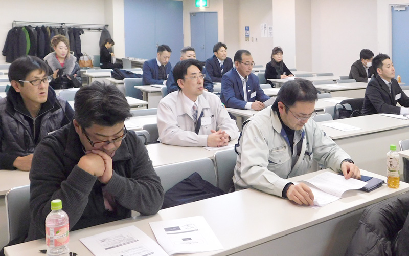 経営厚生労働委員会